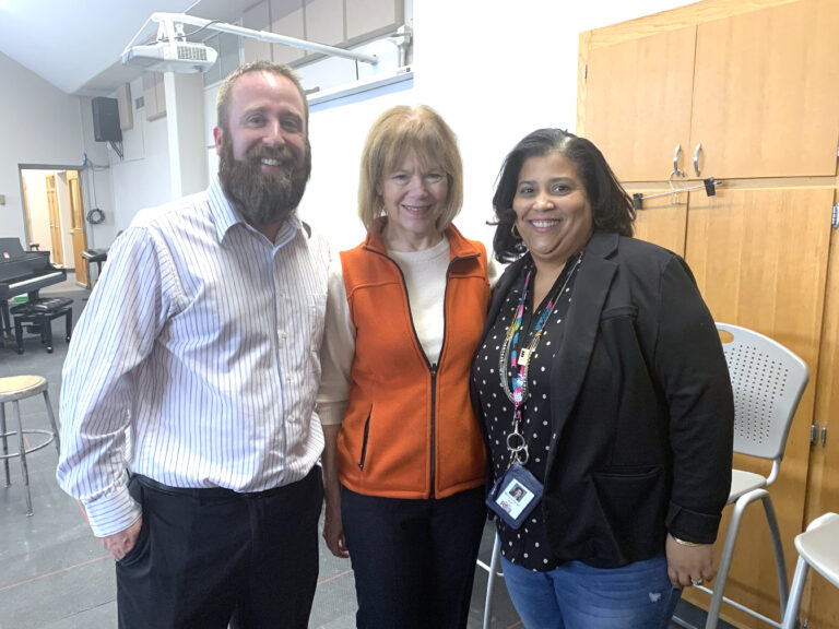 Sen. Tina Smith listens, learns from Richfield students